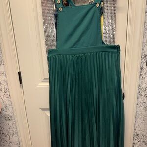 Source Unknown Green Pleated Dress